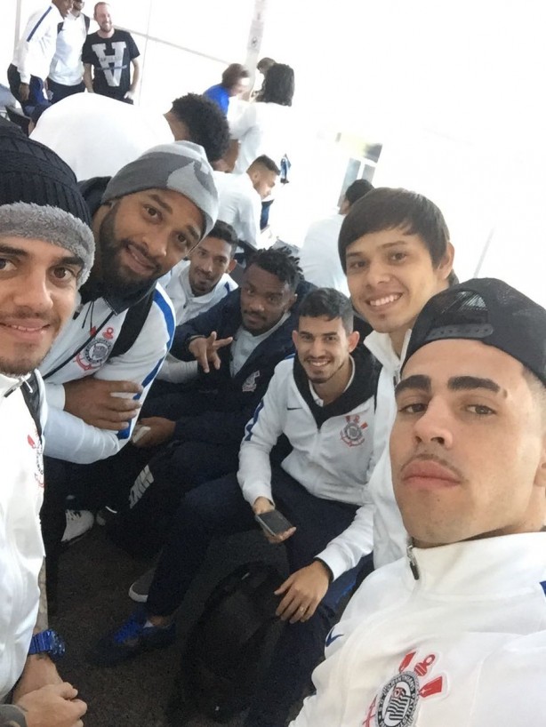 Jogadores registraram embarque antes de ida a Chapecó