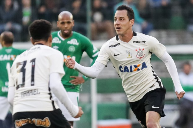 Rodriguinho marcou o primeiro dos dois gols no Brasileirão 2016