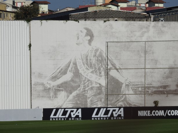 Imagem do torcedor após título de 77 é uma das três que ainda aparecem no CT