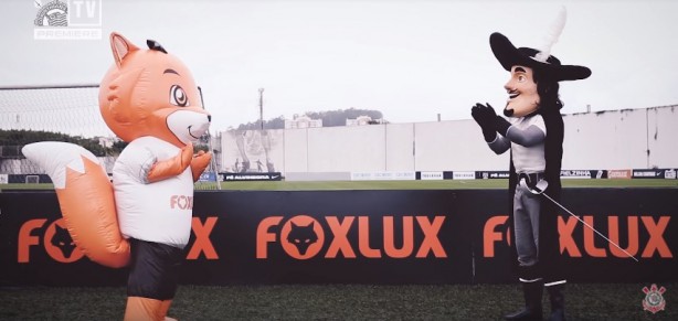 Mosqueteiro e Foxy comemoraram renovação do patrocínio no CT