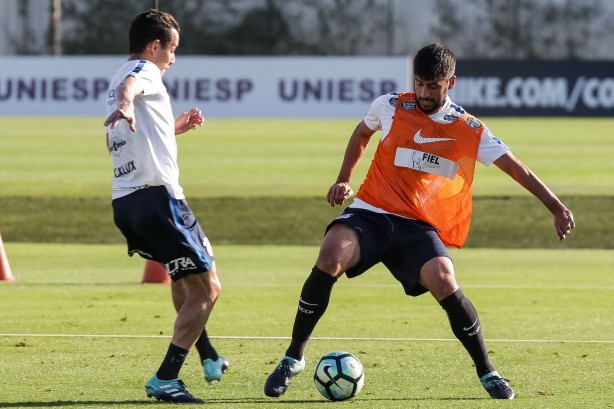 Depois de uma pausa de 15 dias, o Timão vai à Vila Belmiro medir força com o rival