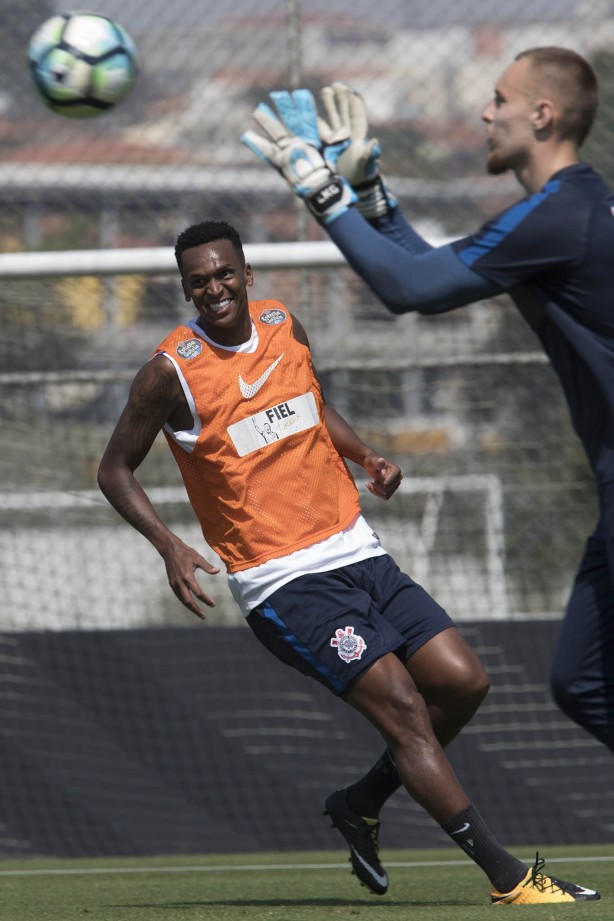 A equipe se prepara para o clssico deste domingo, contra o Santos