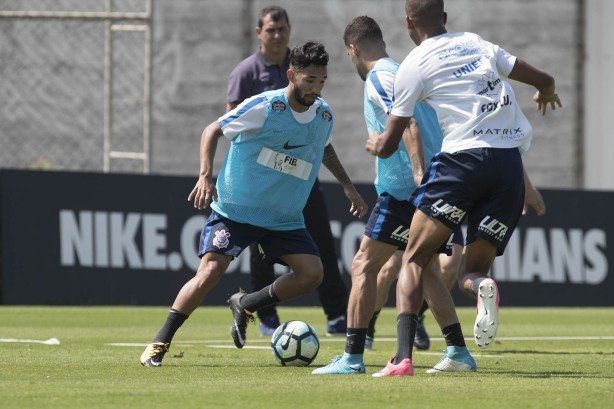 O clássico contra o Santos será realizado na Vila Belmiro