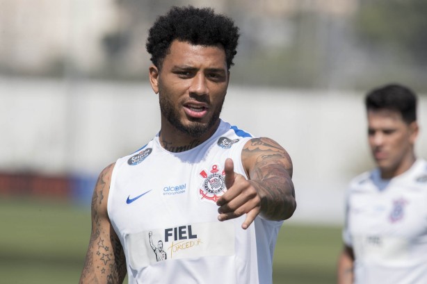 A partida acontece a partir das 16h (de Brasília)