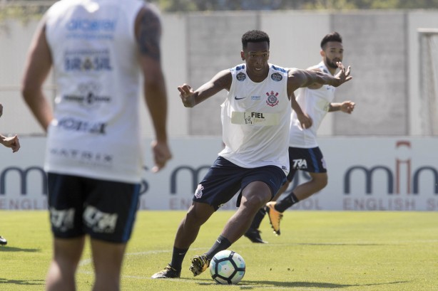 Nesta quinta, o Corinthians realizou atividade tática no CT Joaquim Grava
