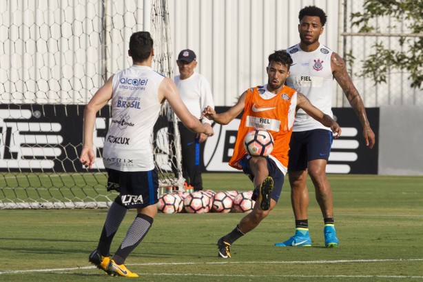 Em clssico realizado na Vila Belmiro, no ltimo domingo, o Corinthians perdeu por 2 a 0