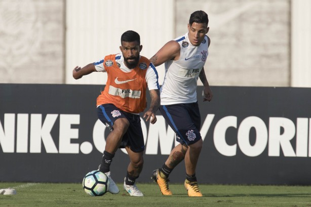 Enquanto isso, os jogadores considerados titulares permaneceram na academia para trabalha regenerativo