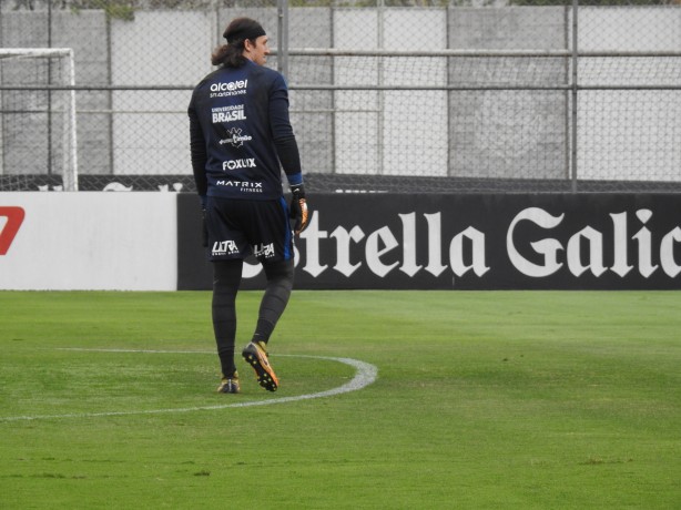 Goleiro Cássio, no treinamento desta quinta-feira