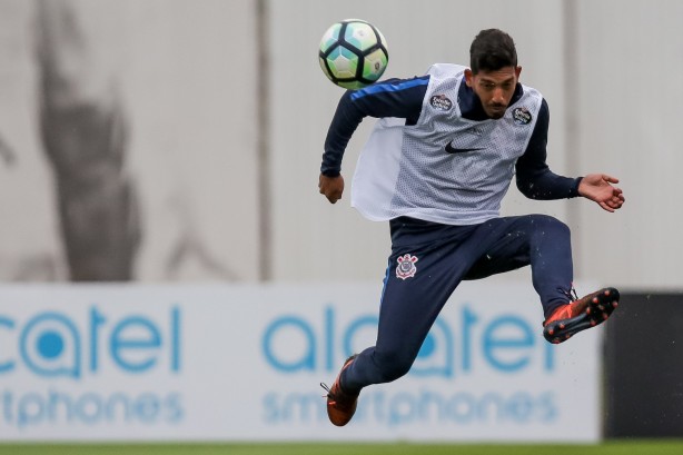 Ainda neste sábado, embarca para Minas Gerais, onde, no domingo, encara o Cruzeiro