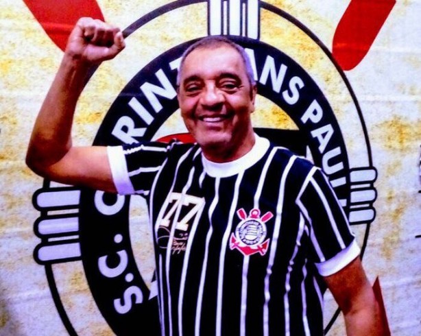 Baslio  garoto-propaganda de novo lanamento do Corinthians