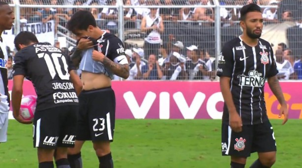 Clayson não gostou do veto de Jadson