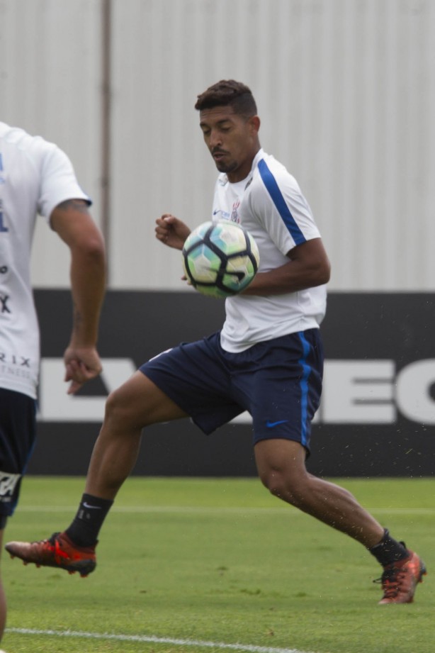 Léo Príncipe no treinamento desta quarta-feira