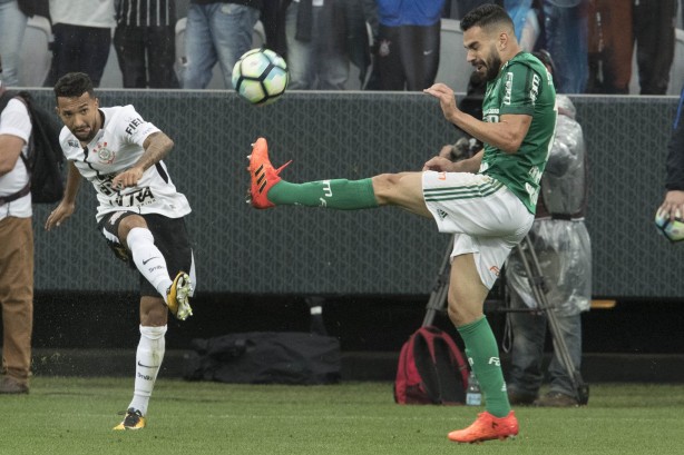 Clayson foi titular contra o Palmeiras na Arena Corinthians