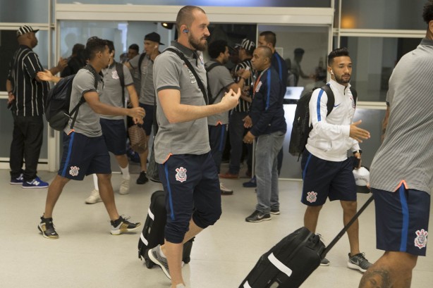 O goleiro Walter chega à Arena Corinthians para enfrentar o Palmeiras, pelo Campeonato Brasileiro