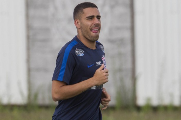 O volante Gabriel no treino de hoje