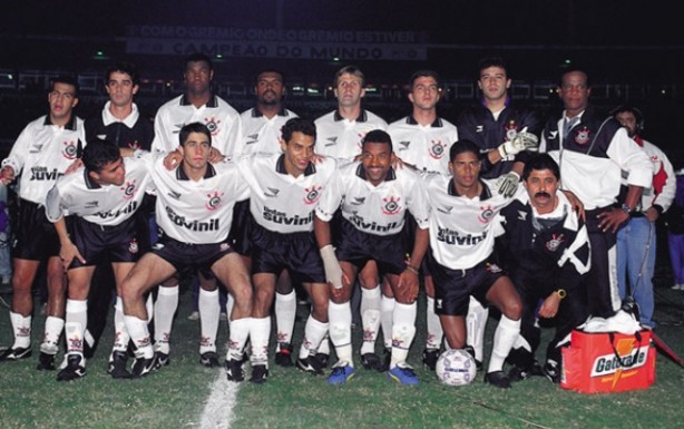 Primeira Copa do Brasil do Timão foi conquistada sobre o Grêmio
