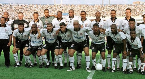 Time de 1999 também chegou às quartas da Libertadores, mas foi derrotado pelo arquirrival