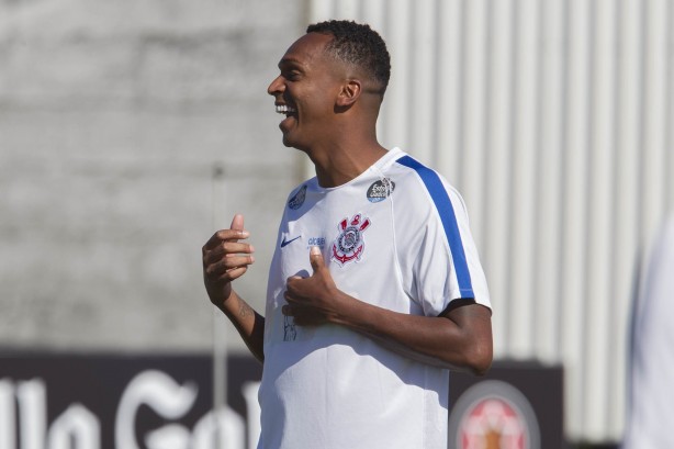 Jô no treino desta terça-feira