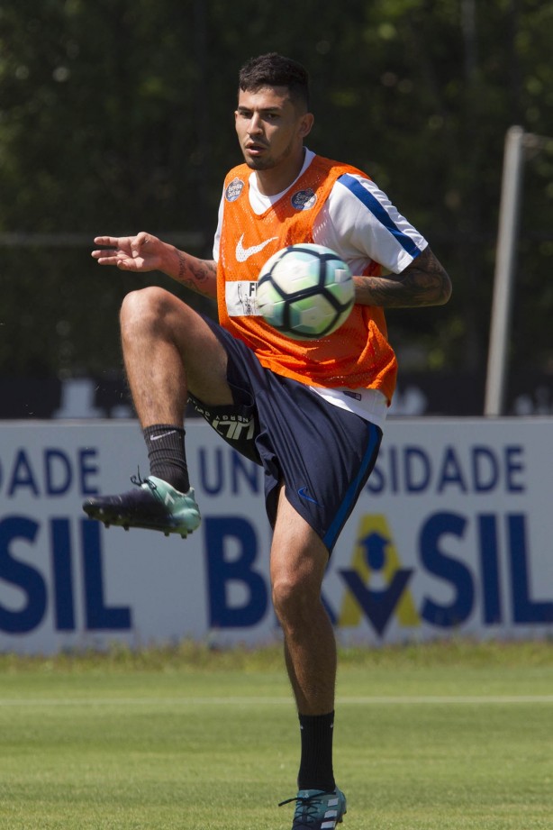 Pedro Henrique em treino depois da partida contra o Avaí