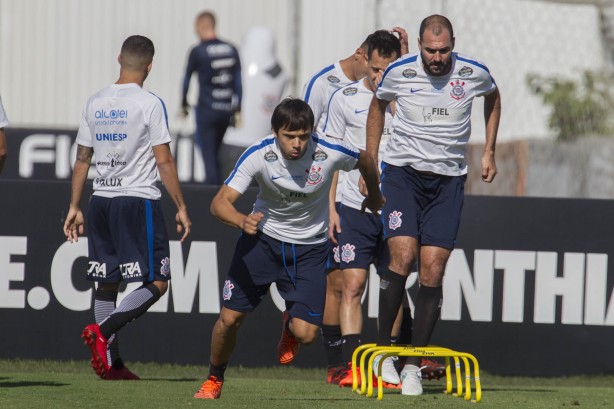 Romero e Danilo durante treino no CT Joaquim Grava