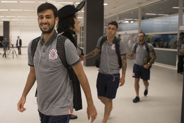 Camacho chega à Arena Corinthians para enfrentar o Fluminense