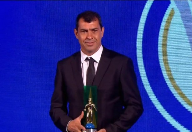 Carille levou mais um prêmio nesta noite: técnico revelação