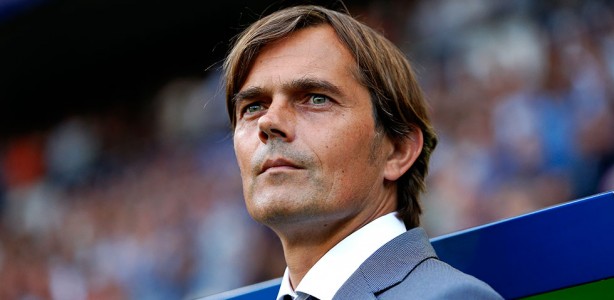 Sob comando de Cocu, PSV lidera o Campeonato Holands