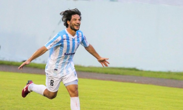 Germano hoje defende as cores do Londrina