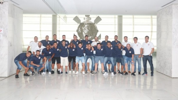 Elenco do futsal também conheceu instalações da Arena Corinthians