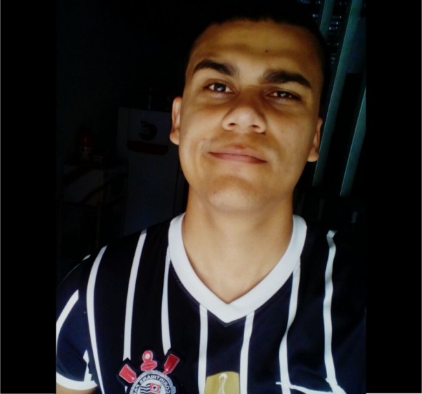 Não há fotos de sua ida ao estádio, mas as memórias são suficiente