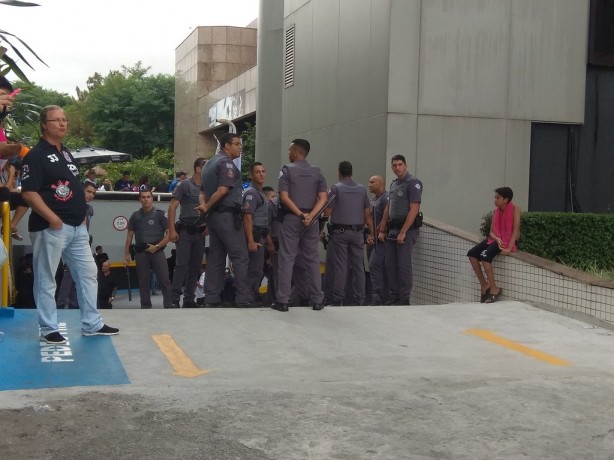 Andrs se escondeu no estacionamento do PSJ sob proteo da PM