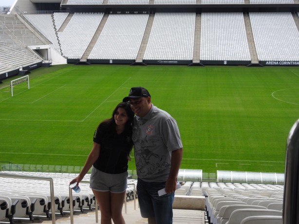 Após a doação, os torcedores puderam tirar fotos nas arquibancadas da Arena Corinthians