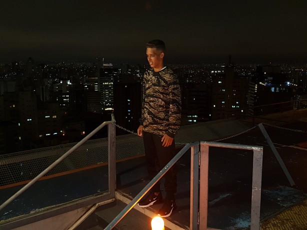 Pedrinho no evento de entregas das chuteiras na noite de sábado