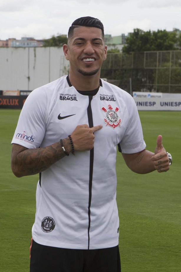 Após dois anos na China, Ralf volta ao Corinthians para jogar duas temporadas