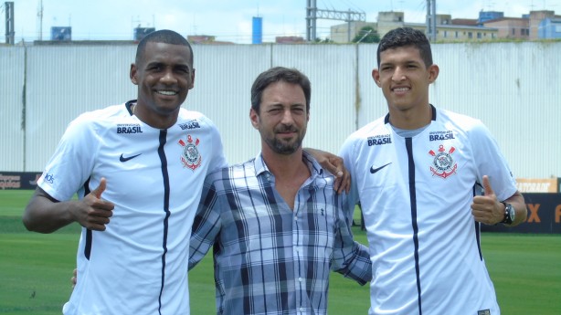 Jogadores foram apresentados pelo diretor adjunto Duílio Monteiro