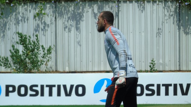 Walter se recupera de lesão