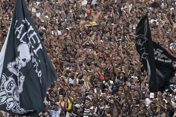 A torcida fez uma festa bonita no treino de hoje na Arena
