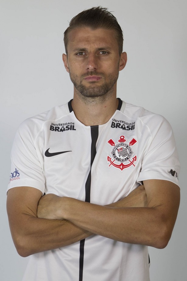 Henrique durante o ensaio 3x4 do elenco