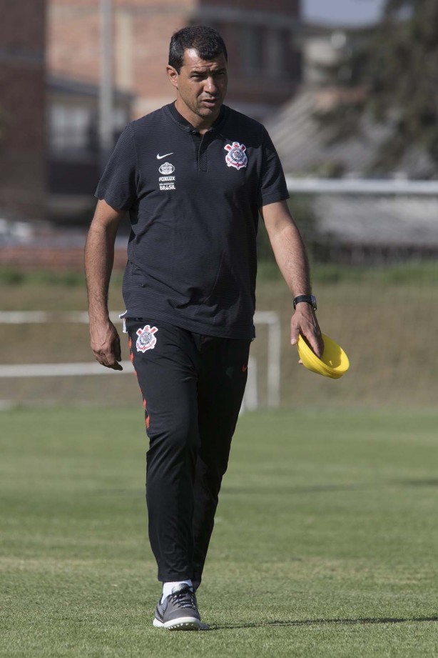 Fábio Carille comandou o treino de hoje em solo colombiano