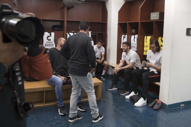 No El Campín, elenco se prepara para estrear na Libertadores