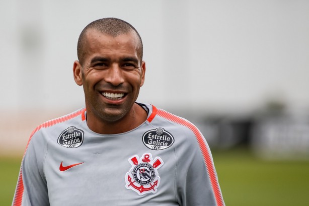 Sheik treina para encarar o Santos, no próximo domingo, pelo Paulistão