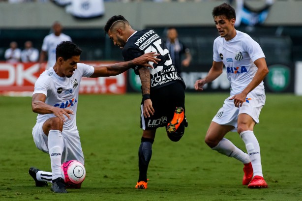 Clayson no amargo empate contra o Santos, pelo campeonato paulista