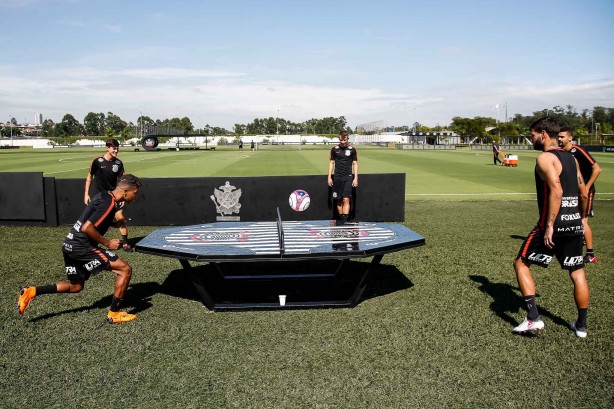 Timão faz última atividade antes de enfrentar o Santos