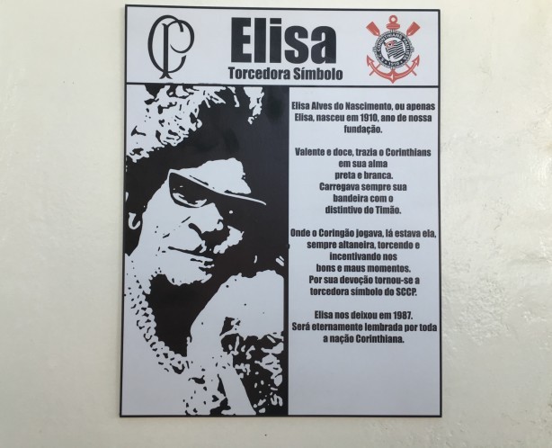 Placa que faz parte do Memorial de Dona Elisa no Parque São Jorge