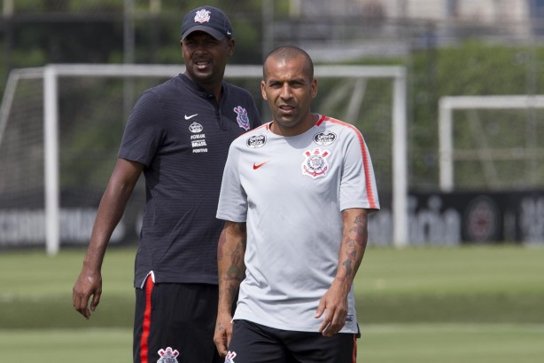 Emerson Sheik no treino do Corinthians