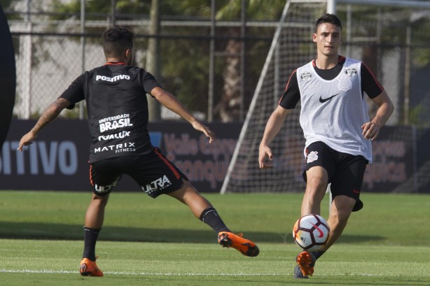 Mantuan e Clayson no treino desta terça-feira