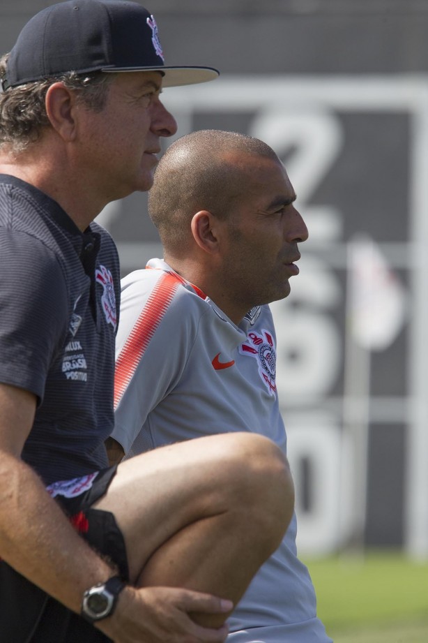 Walmir Cruz e Sheik durante o treino desta sexta-feira no CT
