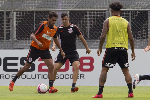 Júnior Dutra, Kazim e Balbuena fazem último treino antes do jogo contra o Bragantino