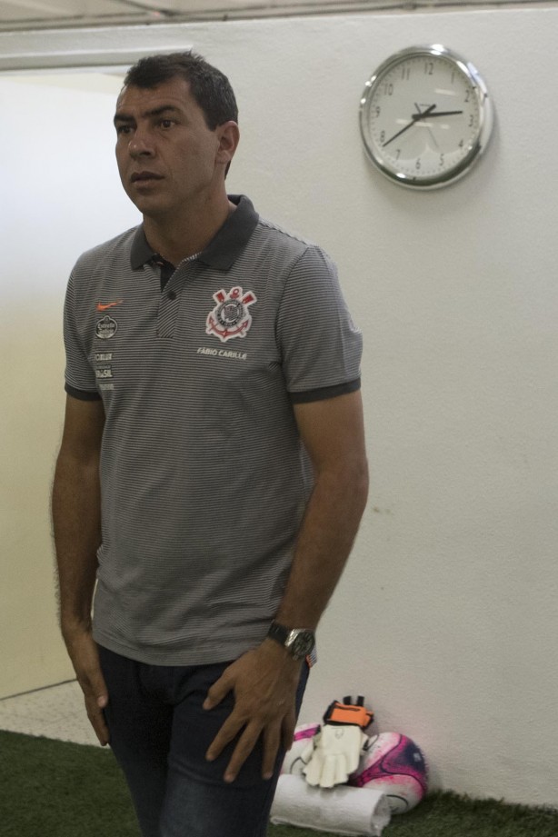 Carille momentos antes da partida contra o Bragantino