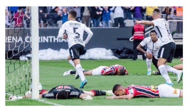 Gabriel chegou a compartilhar a foto épica em seu Twitter